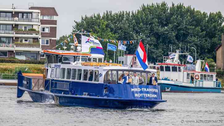 Riveer en MRD varen negen maanden lang af en aan met pontjes tijdens afsluiting Papendrechtsebrug