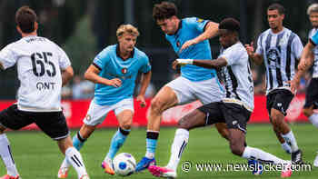 Feyenoord wint ook derde oefenwedstrijd: Deijl en talent slaan toe tegen Charleroi