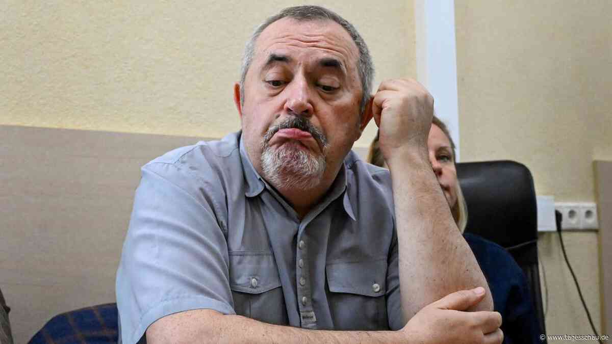 Russland: Kriegsgegner Nadeschdin zu Bußgeld verurteilt