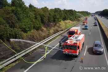 Böschungsbrand auf der A1 in Richtung Bremen