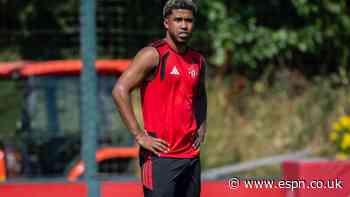 Santos in Utd travelling squad for Wrexham clash