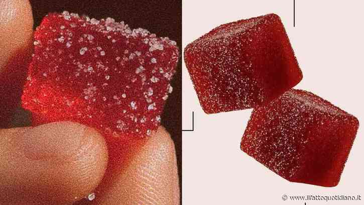 Sembrano innocue caramelle alla pesca, ma promettono “scintille” a letto: cosa sono davvero le spicy cubes e perché gli esperti invitano alla cautela