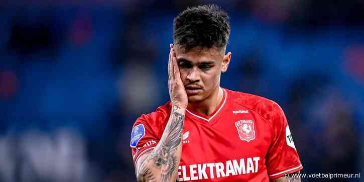 Van den Brom duidelijk: 'Hij staat onder contract, maar verwacht hem niet terug'
