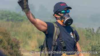 Dovestone and Tintwistle moor fires LIVE as chief pays tribute to 'absolutely amazing' firefighters while police make more arrests
