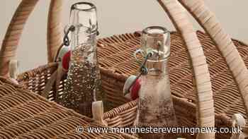Marks and Spencer shoppers can get £30 picnic hampers with integrated wine holder for £7