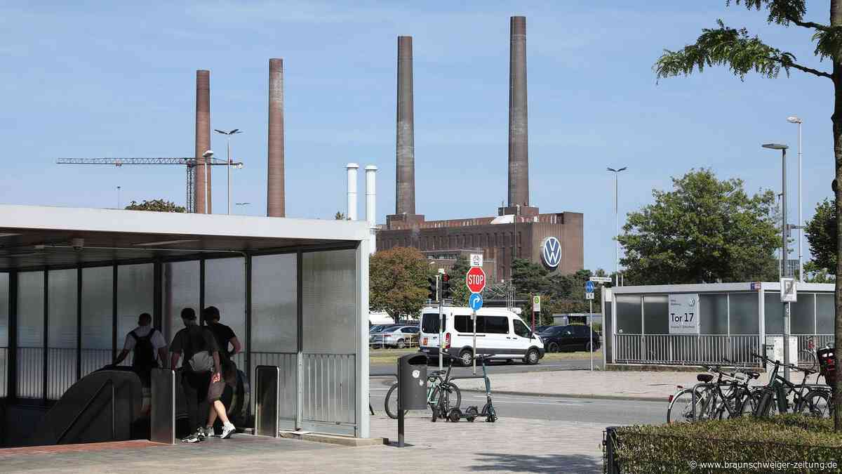 Zwischen Wut und Resignation: Die Stimmung der VW-Belegschaft vor den Ferien