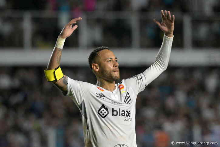 Neymar returns to Santos with questions hanging over his future