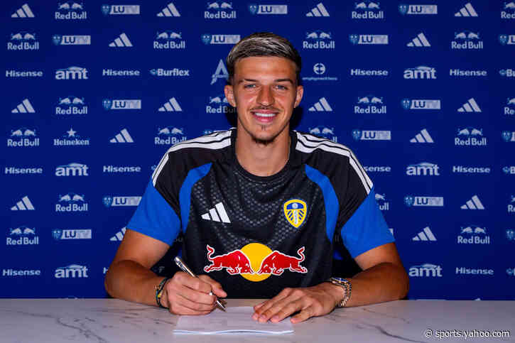 Official: Muharemovic joins Leeds United in €40m agreement from Sassuolo