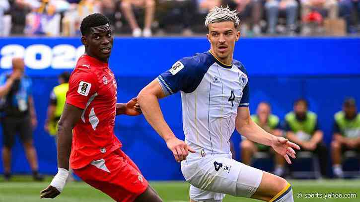 Leeds sign £34.1m defender Muharemovic