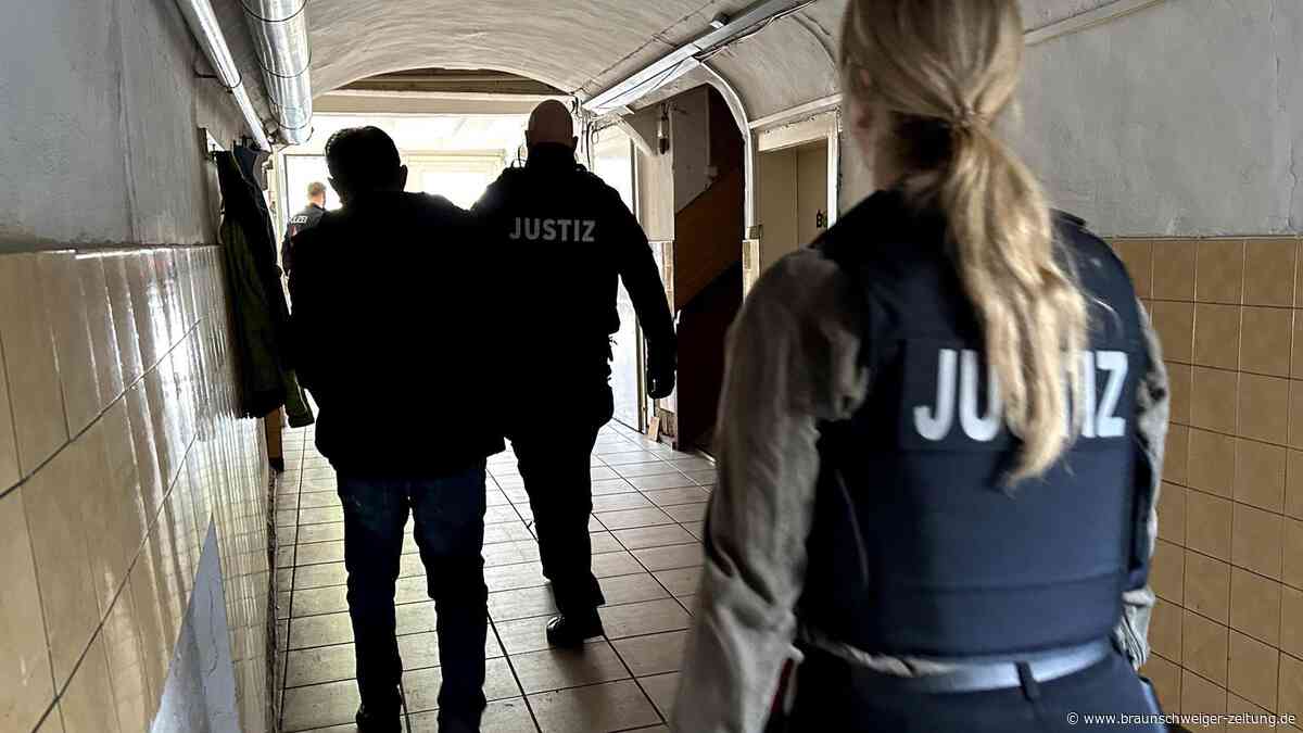 Mordprozess um Fenstersturz in Wolfenbüttel: Ein Wort wirft neue Fragen auf