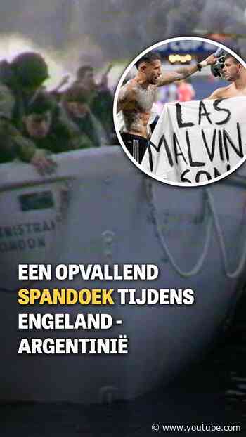 Een opvallen spandoek tijdens Engeland - Argentinië