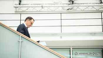"Beschädigt Glaubwürdigkeit": In der CDU gibt es weitere Rücktrittsforderungen gegen Spahn
