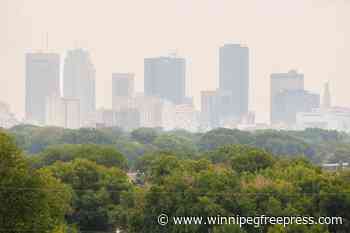 Smoke levels up in the air as Winnipeg at mercy of Ontario wildfires