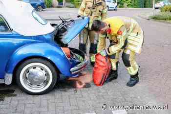 Klassieker vliegt tijdens rit in brand