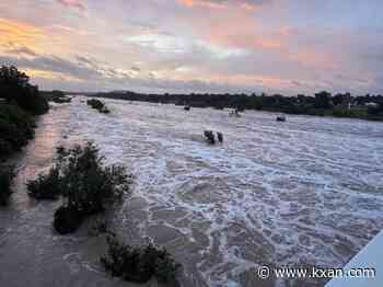 Live updates: Llano River forecast to crest tonight in major flood stage