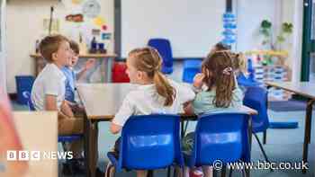 Free school meal pupils falling further behind their peers, report warns