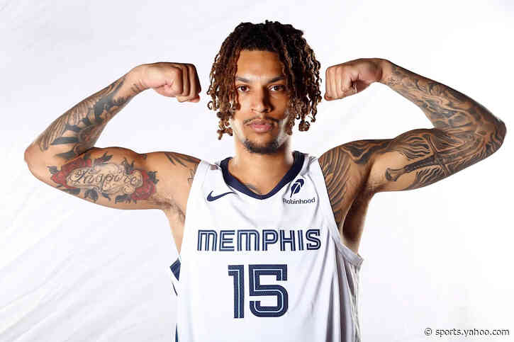 Grizzlies pay tribute to Brandon Clarke with locker room memorial