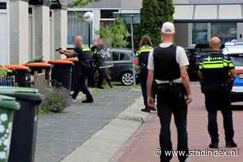Politie pakt man op die in Lelystadse wijk met mes dreigt