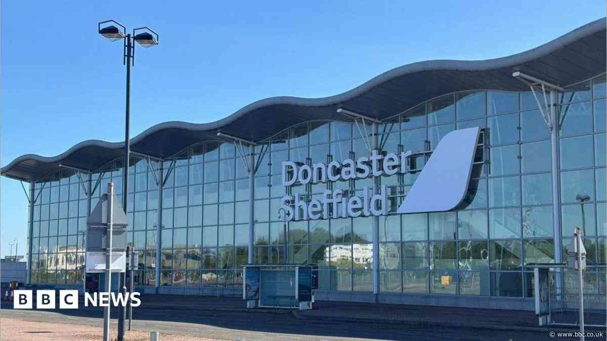 No blank cheque for airport reopening, says mayor