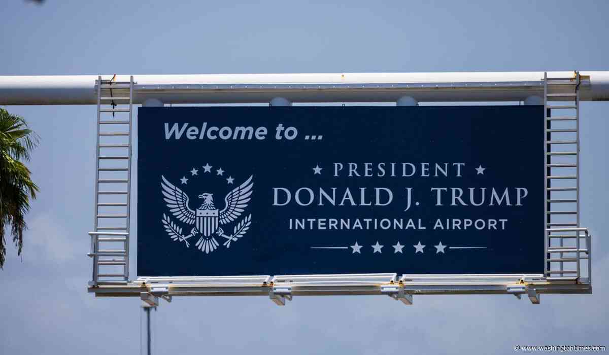 United Airlines customers upset at Trump airport name can't change ticket for free