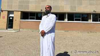 Regina mosque surveys public after backlash to broadcast of call to prayer