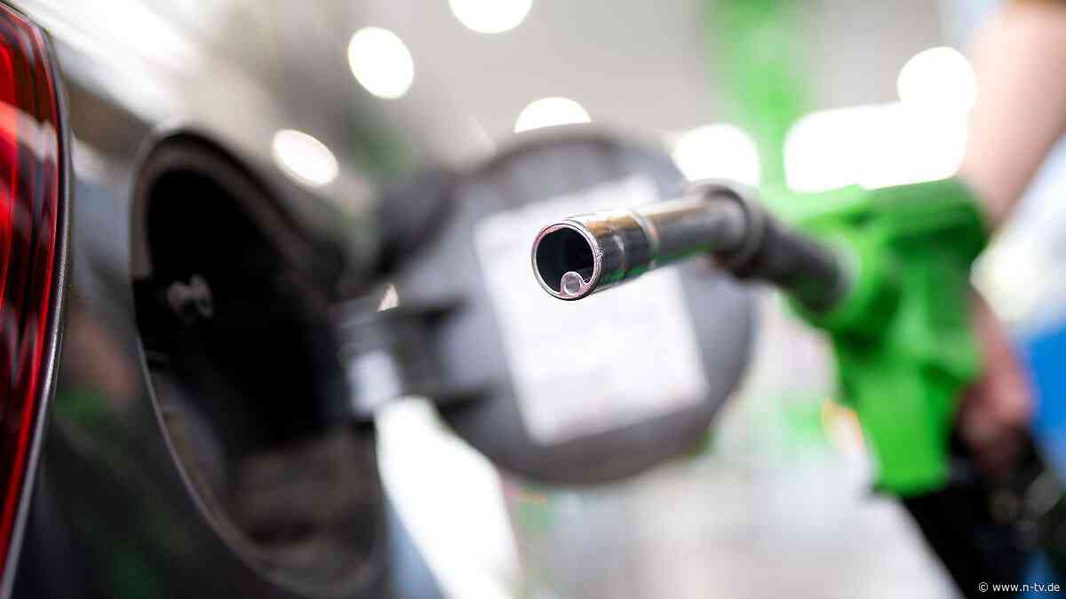 "Nicht der richtige Weg": Wadephul lehnt Neuauflage des Tankrabatts ab