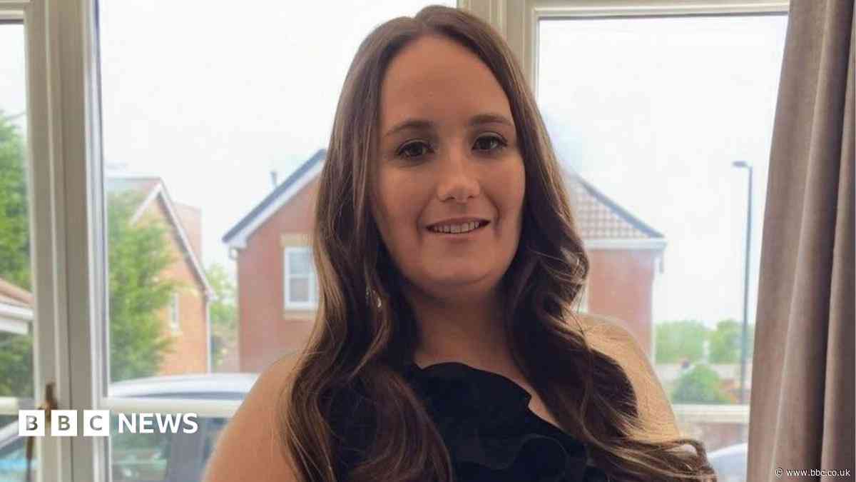 Level crossing's warnings 'failed before fatal crash'