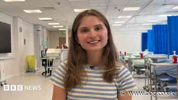'I had stage four cancer at 14, now I'm a doctor'