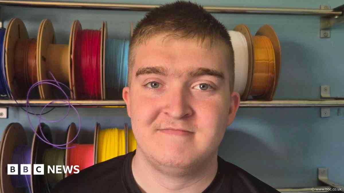 Teenager says 3D printing venture changed his life