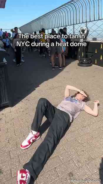 It's too hot for this #empirestatebuilding #newyork #nyc