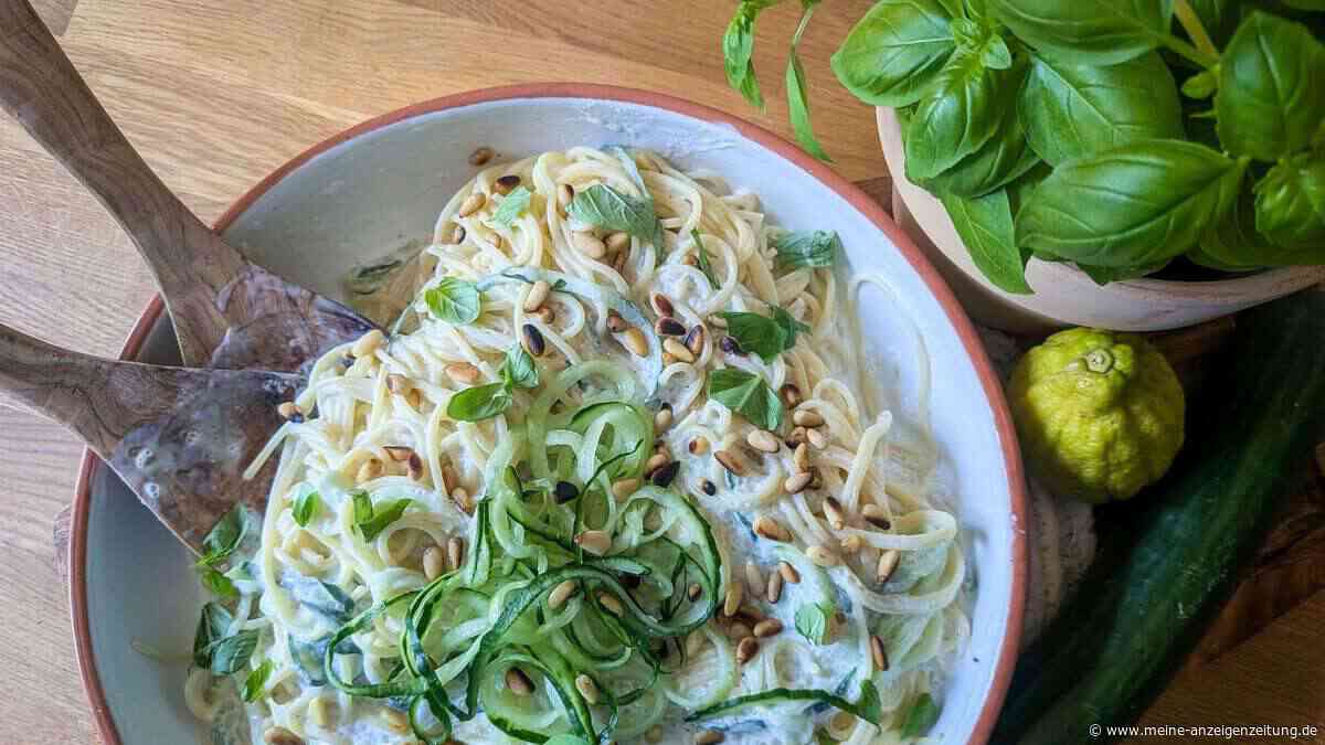 Hitzeessen gesucht? Wie wär's mit sommerlicher Joghurt-Pasta