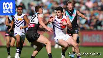 Live: Freo flustered and trailing injury-hit Port amid first-half siren drama