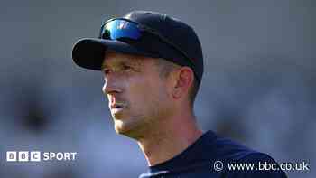 Kent great Denly to retire at end of season
