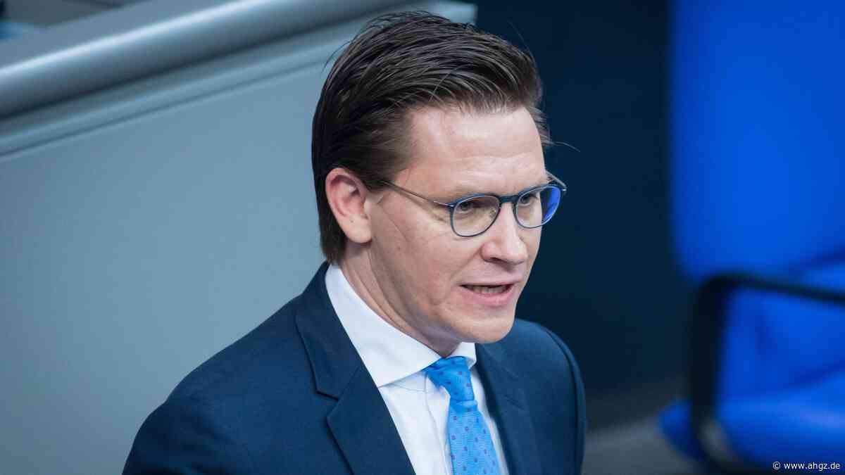 Schaumweinsteuer: Unionspolitiker will höhere Sektsteuer verhindern