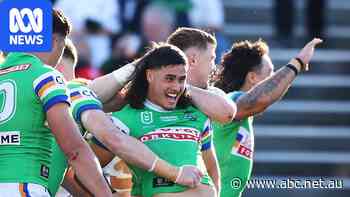 Live: Rabbitohs mount comeback after Raiders pile on first half points