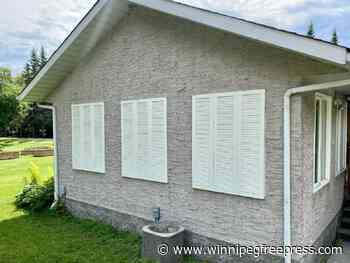 An open and shutters case