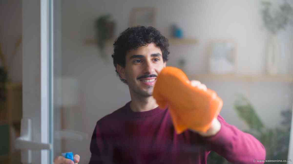 Cheap ingredient you already have in your kitchen leaves windows 'crystal clear'