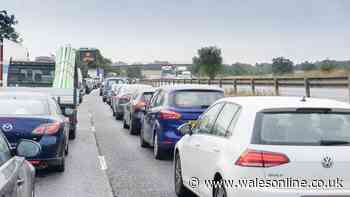 Drivers warned 'don't change lane' this weekend as millions take to roads