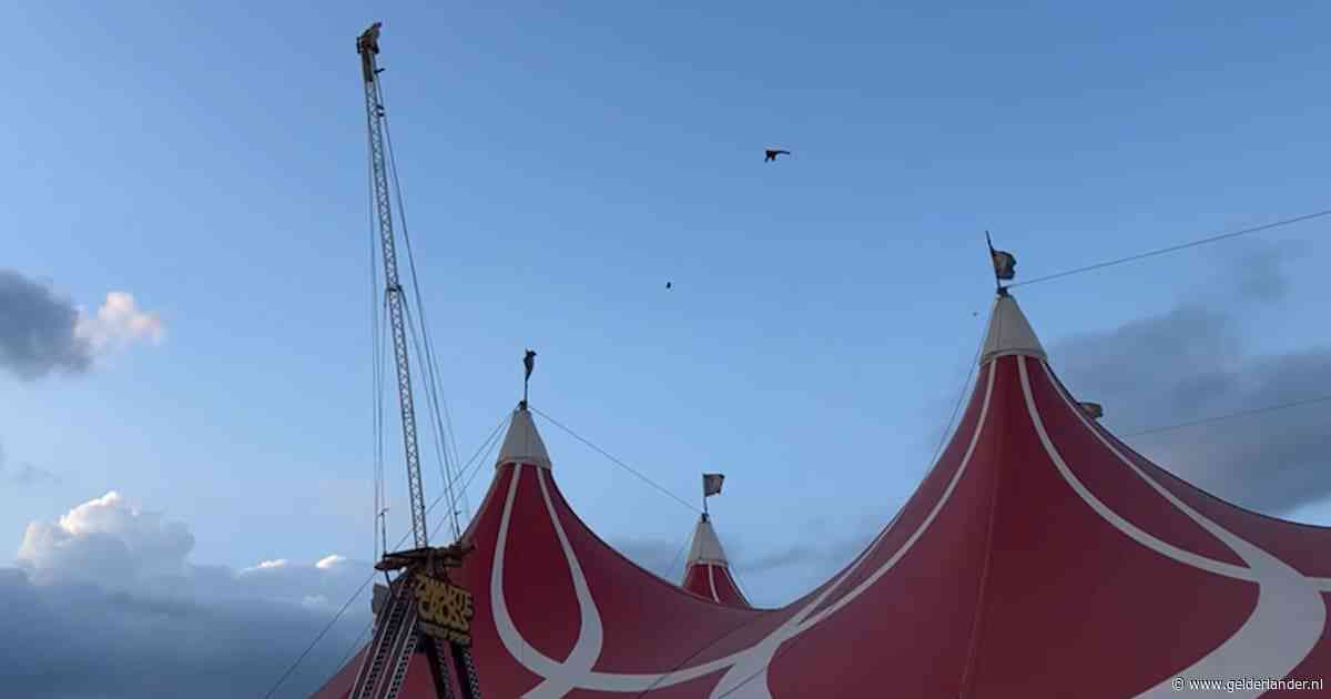 KIJK | Ook tweede stuntman gewond na sprong met mega katapult op Zwarte Cross