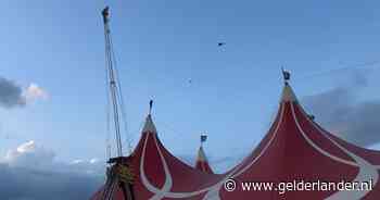 KIJK | Ook tweede stuntman gewond na sprong met mega katapult op Zwarte Cross