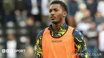 Luton defender Makosso moves to Auxerre