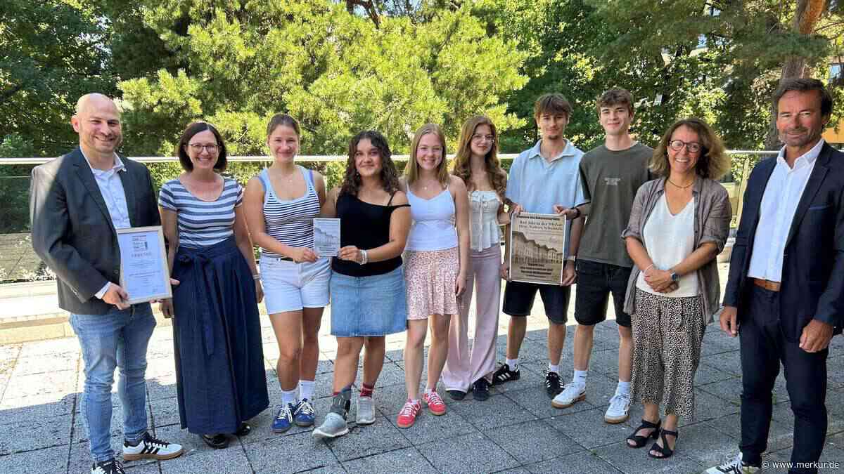 Ausgezeichnete Erinnerungskultur: Preis für Tölzer Gymnasiasten