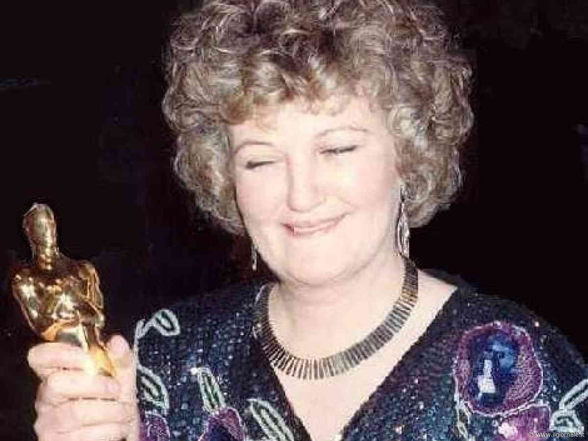 Addio a Brenda Fricker, premio Oscar e volto conosciuto di Mamma ho perso l'aereo