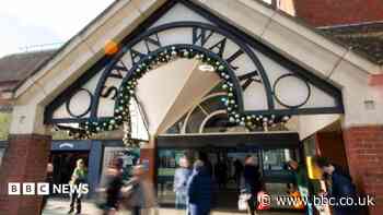 Shopping centre remains closed after roof panel falls