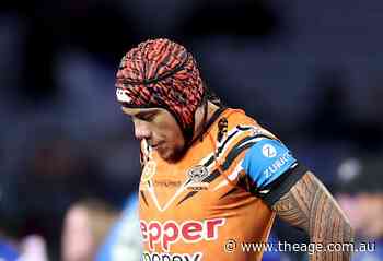 Galvin gets the better of Luai in horror week for the Tigers