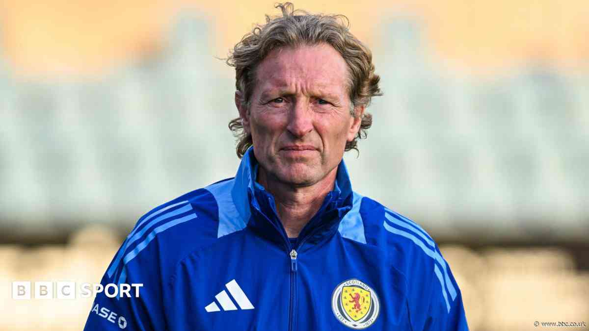 Gemmill leaves Scotland U21 role after 13 years