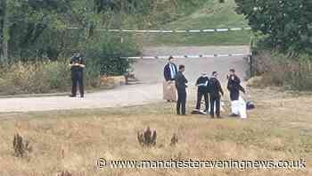 CSI cops seen at Wythenshawe Park after litter picker finds 'suspected' gun