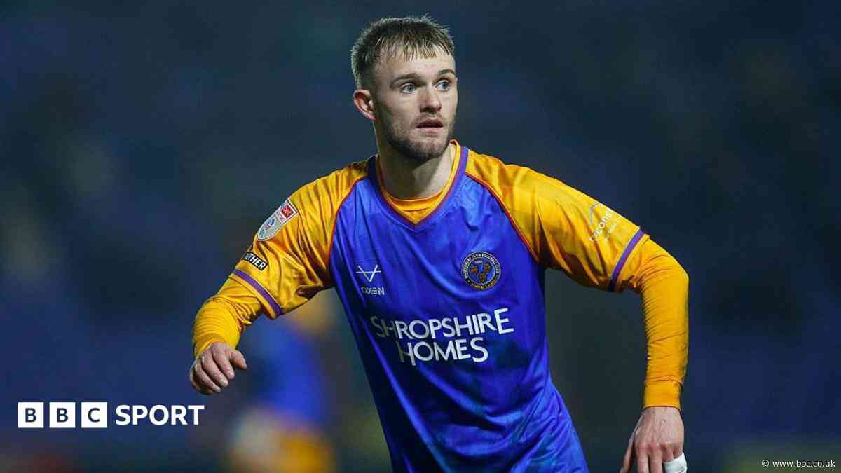 Exeter City sign former Shrews midfielder Perry