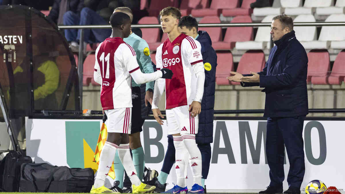 AZ legt Maximilian Ibrahimovic (19), zoon van Zlatan, vast