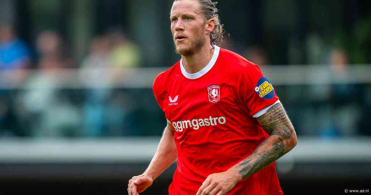 Weghorst meteen trefzeker bij debuut voor FC Twente, gevoelige vraag op open dag Feyenoord
